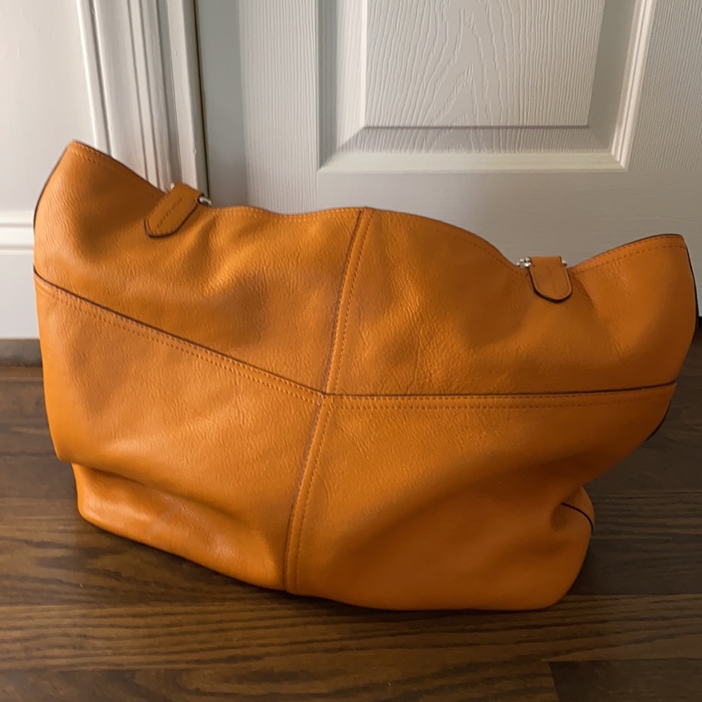 Lauren by Ralph Lauren travel bag - Picture 2 of 4